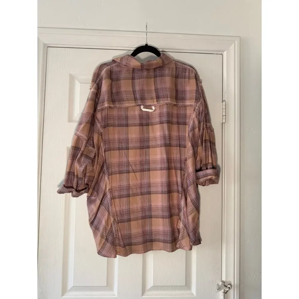 free people fallin' for flannel‎ sleep shirt tan & pink combo women size small